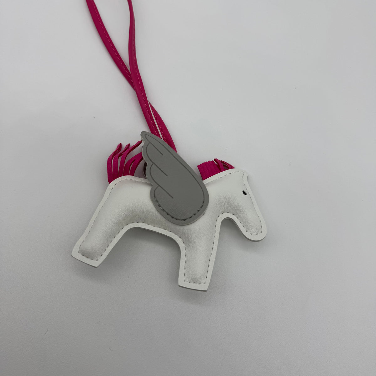 HORSE PERLA