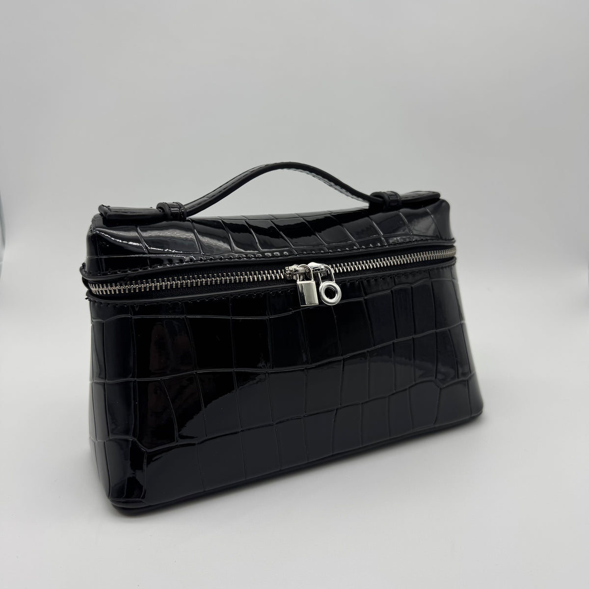 BLACK GLOSSY